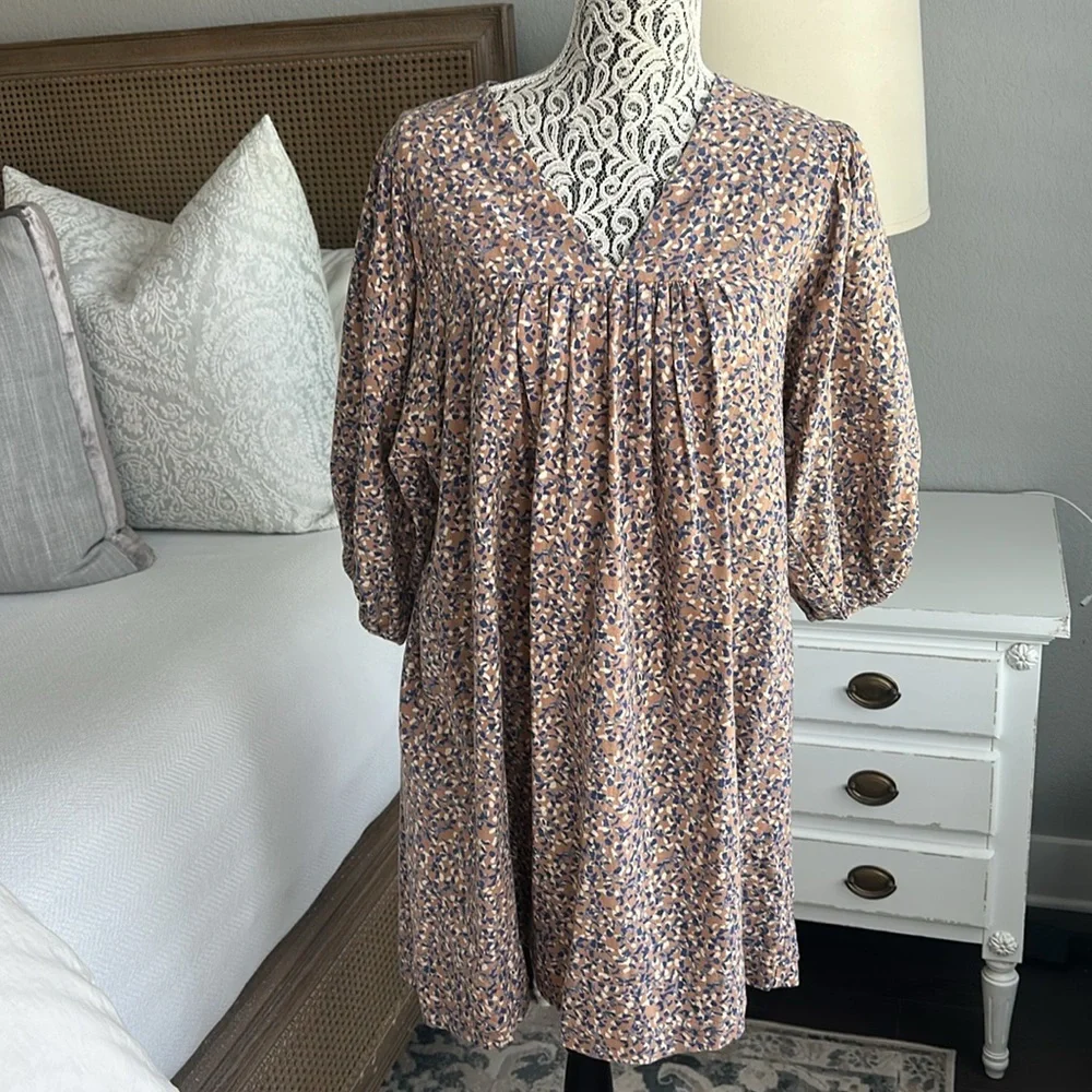 Mirth Belem Dress in Costal Coral - Picture 13 of 14